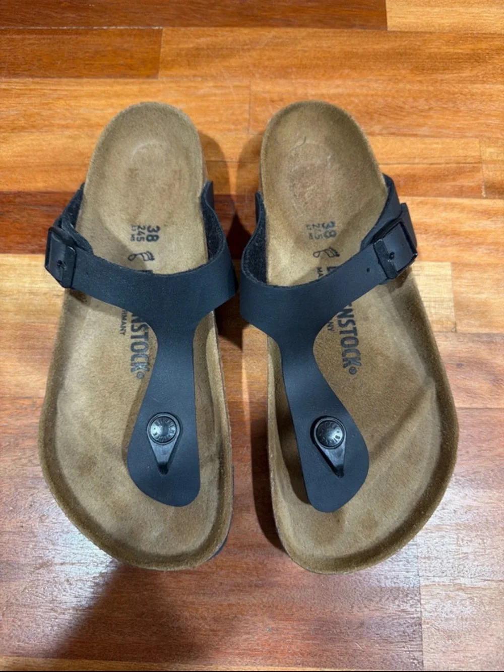 Birkenstock Gizeh Black size 38